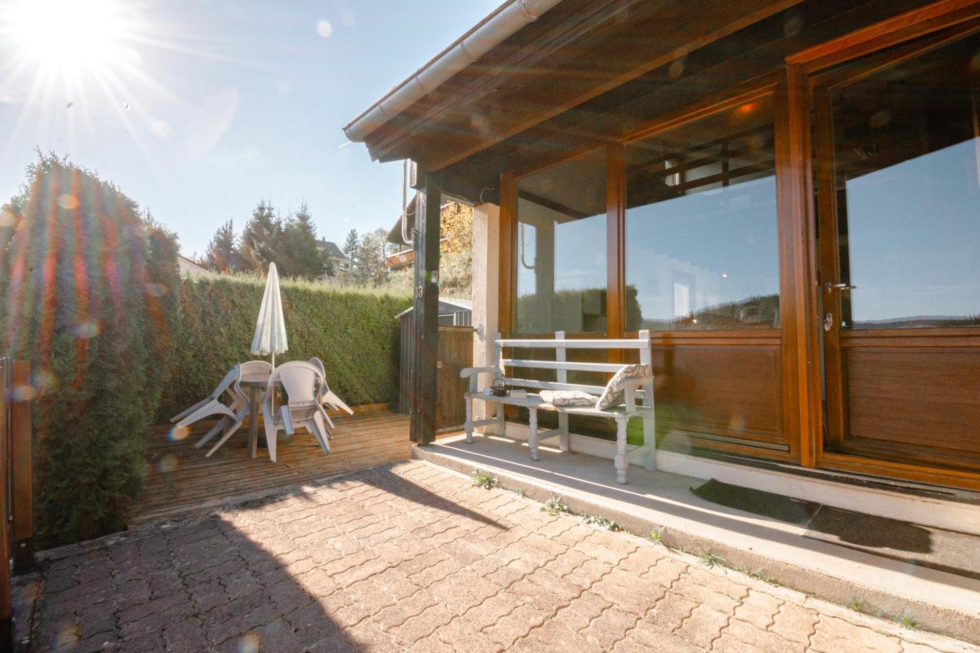 Terrasse Des Monts - Duplex Independant De Charme Lägenhet Les Hopitaux-Neufs Exteriör bild